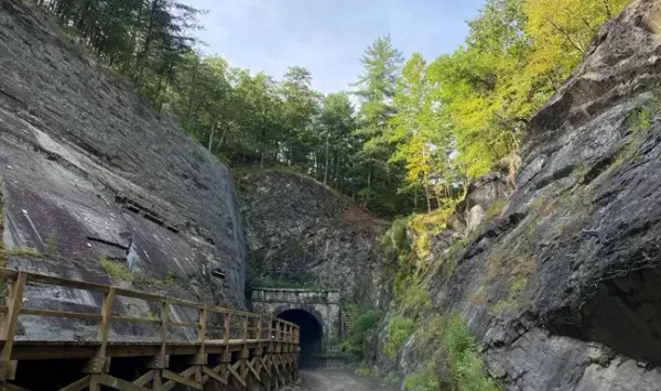 Paw Paw Tunnel Reopens, Log Wall Closes along the C&O Canal